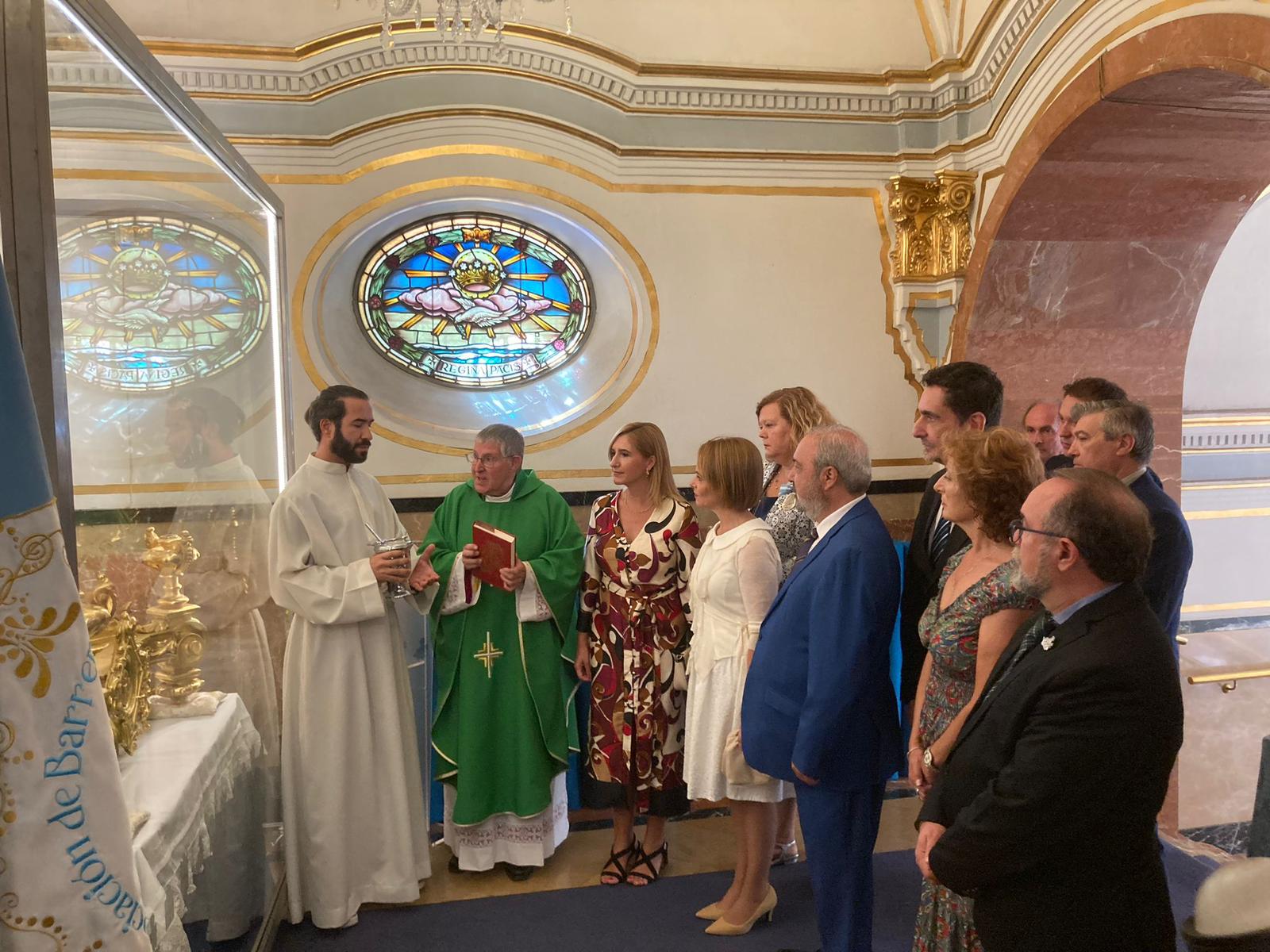 Castelló amb els portadors de la Mare de Déu del Lledó