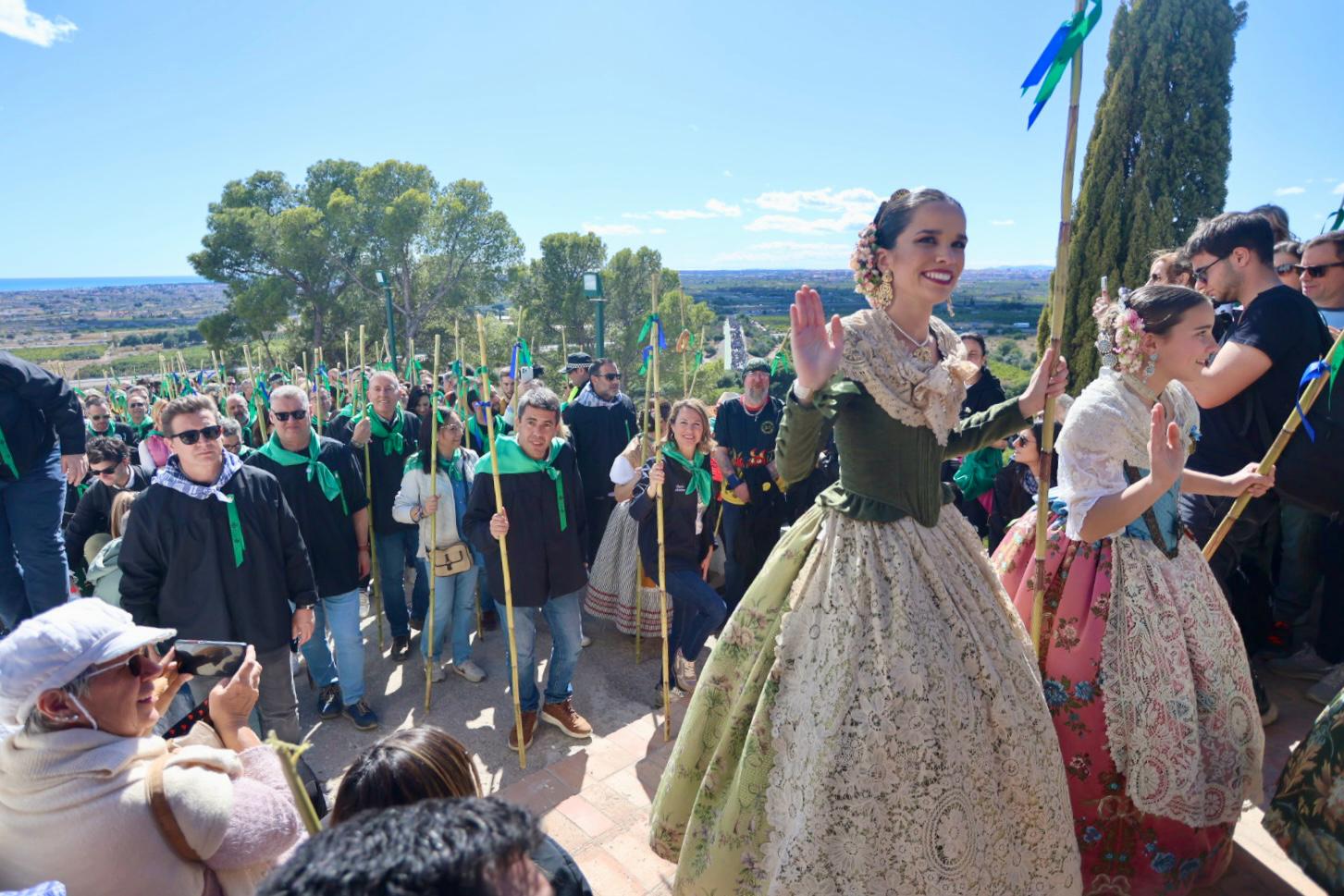 Más de 165.000 personas recorren el camino que une Castellón con la ermita de la Magdalena, recordando los orígenes de la ciudad