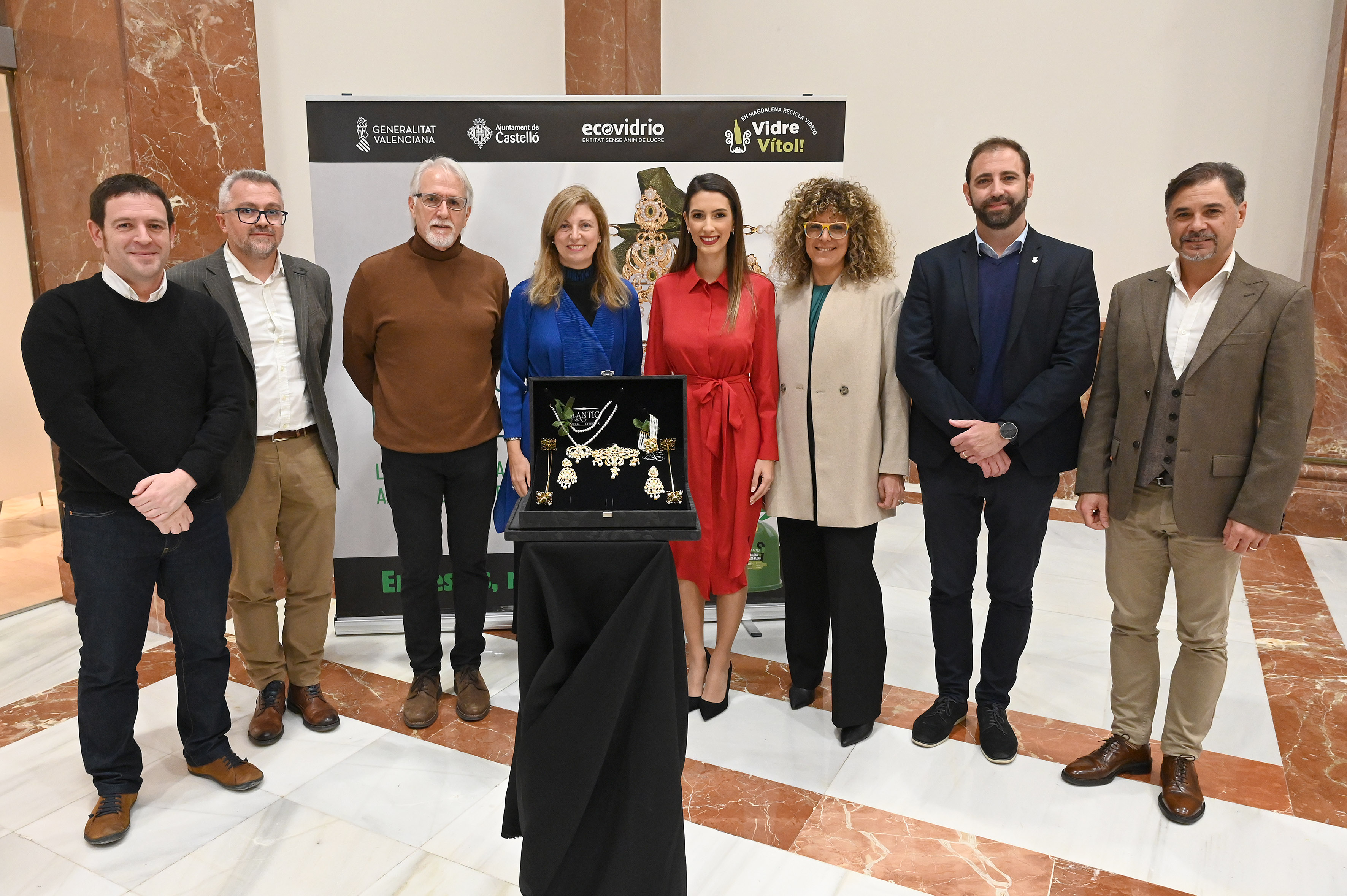 L'Ajuntament de la ciutat cedirà, cada any, aquesta joia a la reina de les festes de la Magdalena perquè la llueixi durant el seu regnat. En 2023, Selene Tarín l’estrenarà durant la Romeria dels Canyes