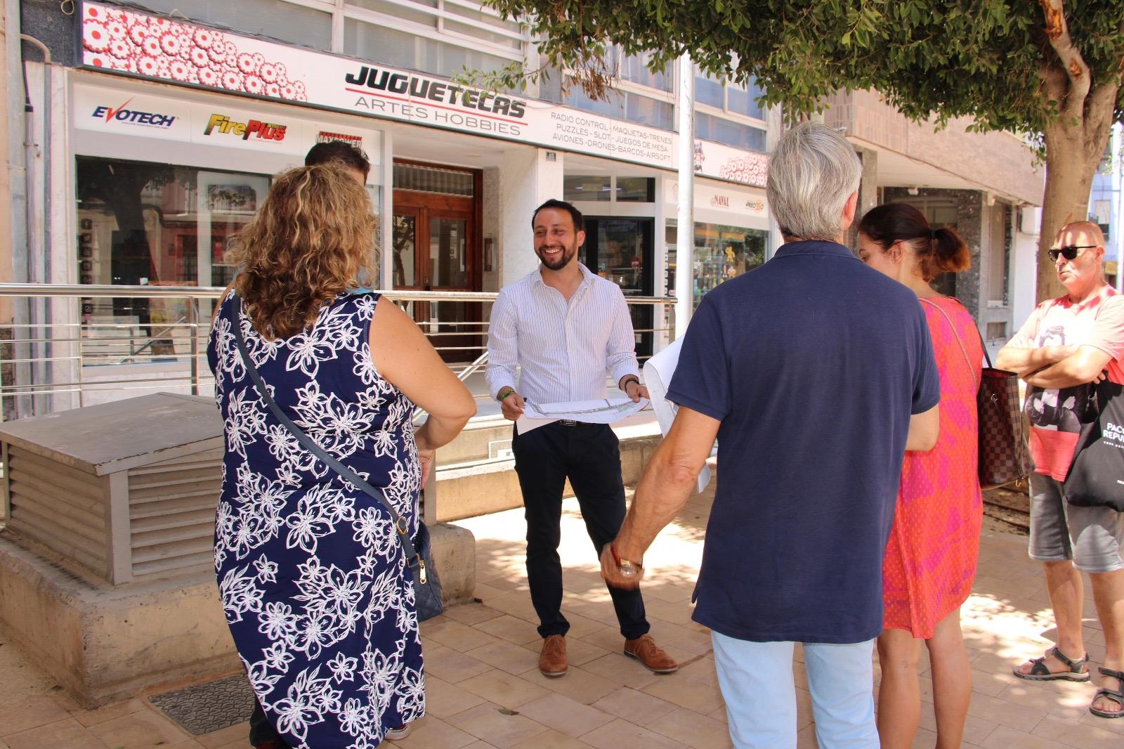 El calendari d'actuacions de la Zona de Baixes Emissions compleix els terminis previstos i al setembre es procedirà a l'asfaltat dels carrers Lluis Vives i Temprado, Sant Félix, l'encreuament entre Plaza Clavé i Sant Lluís i la Fase 1 del carrer Trinitat