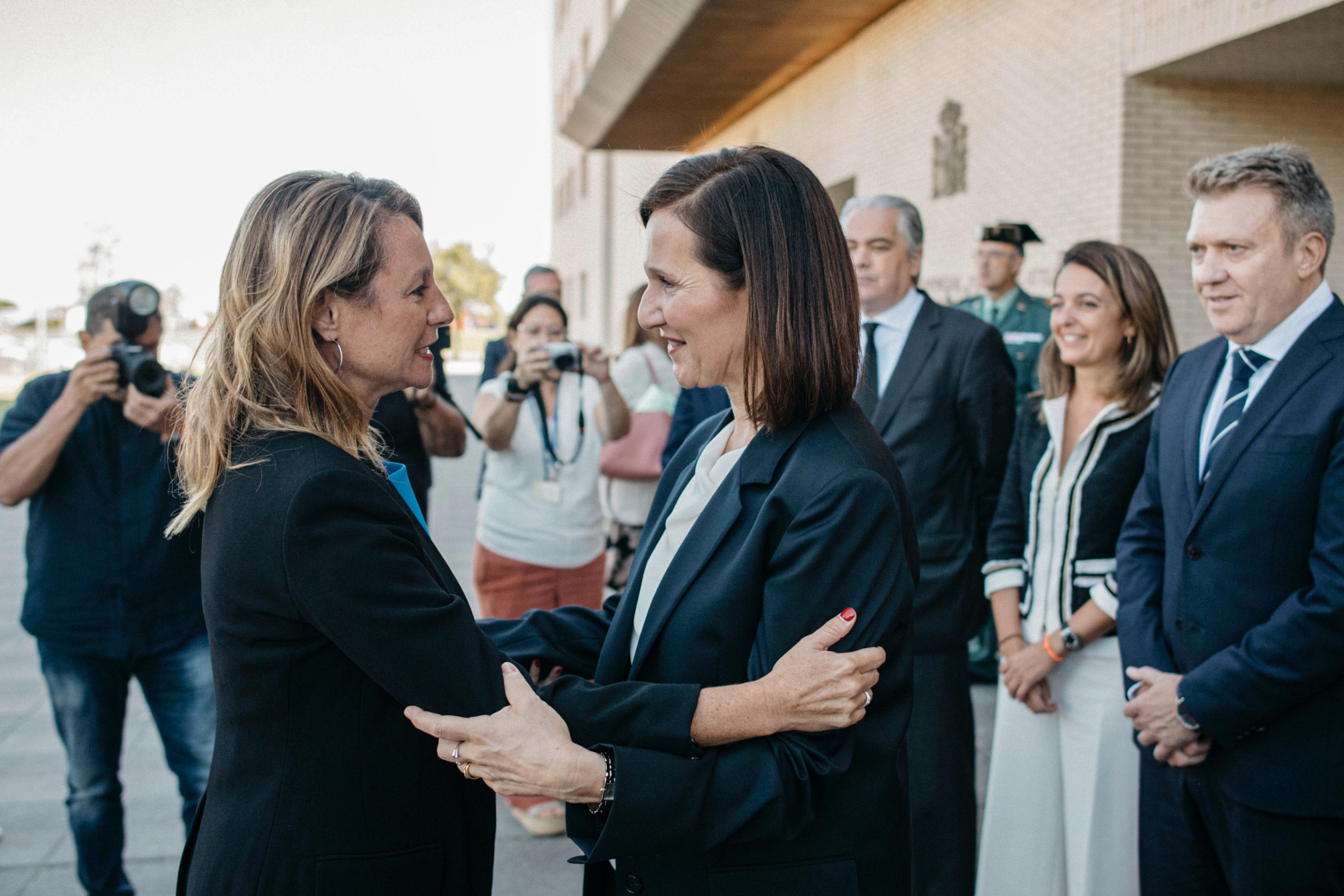 Carrasco acompanya a la magistrada Sofía Díaz, en la seua presa de possessió com a primera dona presidenta de l'Audiència Provincial de Castelló