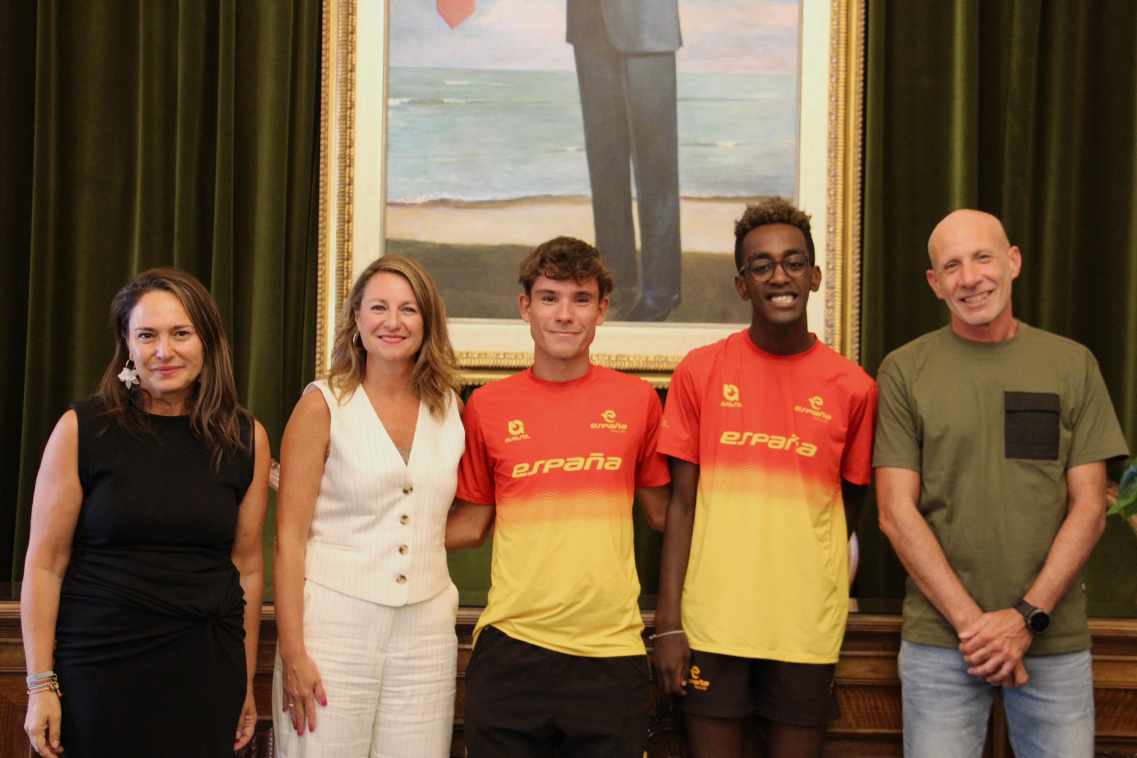 Castellón rinde homenaje a Manu Prada, campeón del mundo junior de Duatlón