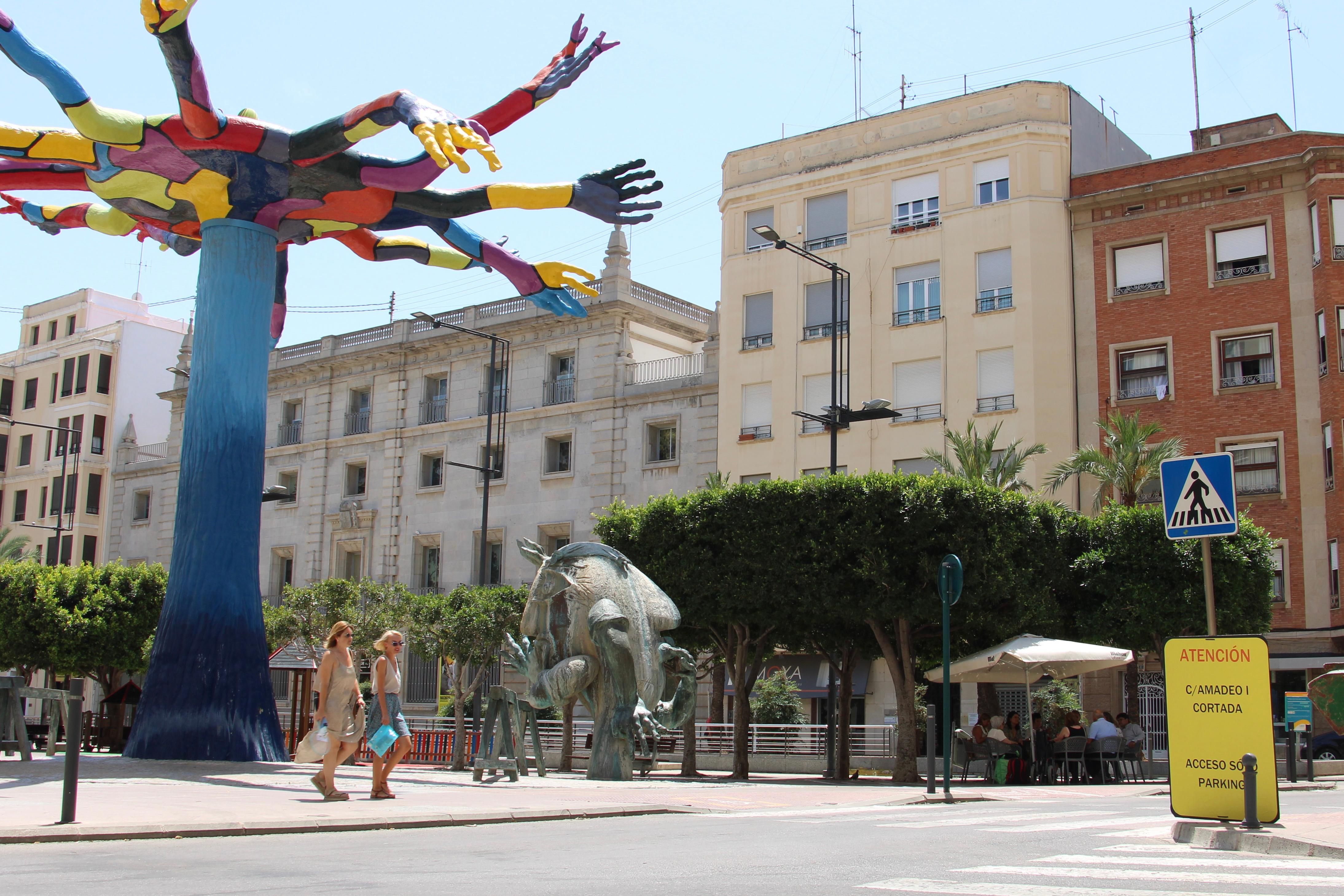 El miércoles comenzarán las obras de la Zona de Bajas Emisiones II en la calle calle Amadeo I y el parking del antiguo mercado