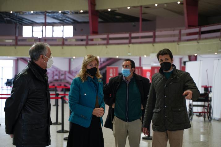 Marco visita el punto de vacunacion instalado en la Pergola.jpg