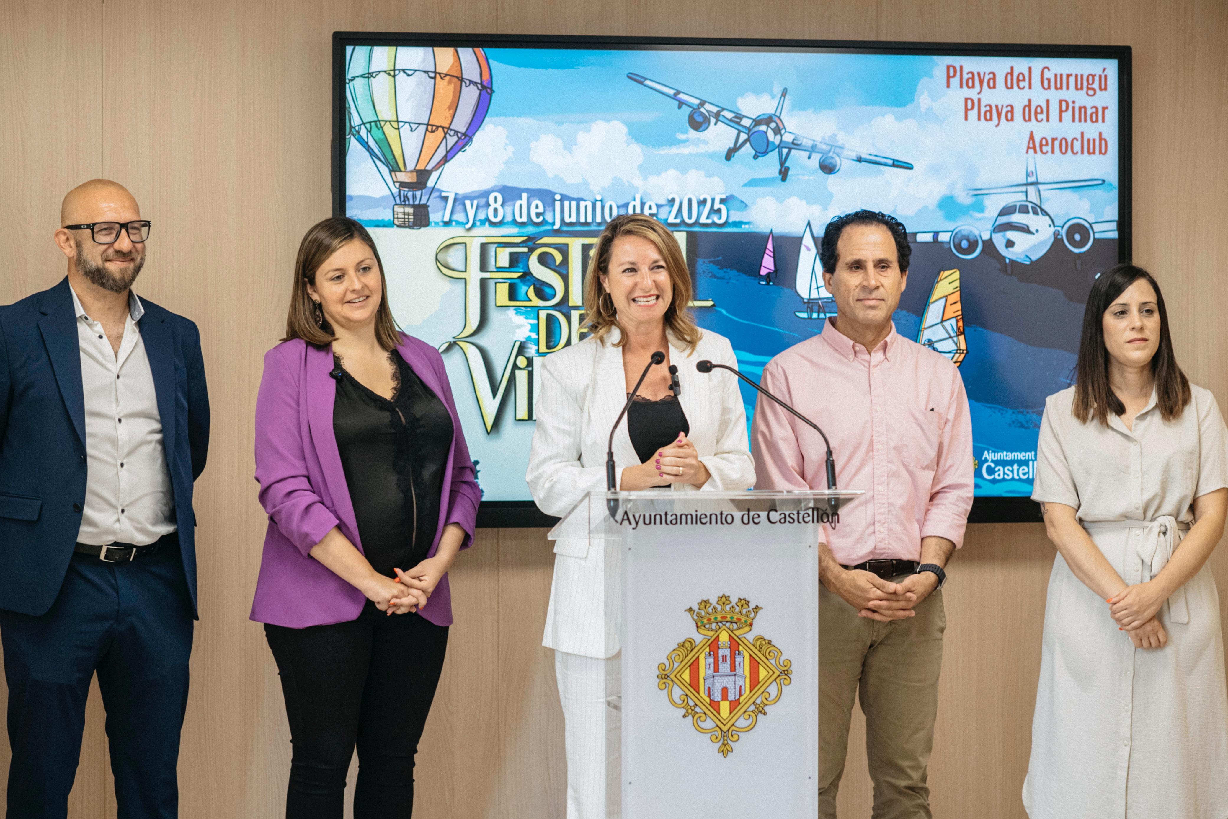 Castelló presenta l'edició més internacional del Festival del Vent, que arriba a totes les platges i comptarà amb 80 pilots de 9 nacionalitats