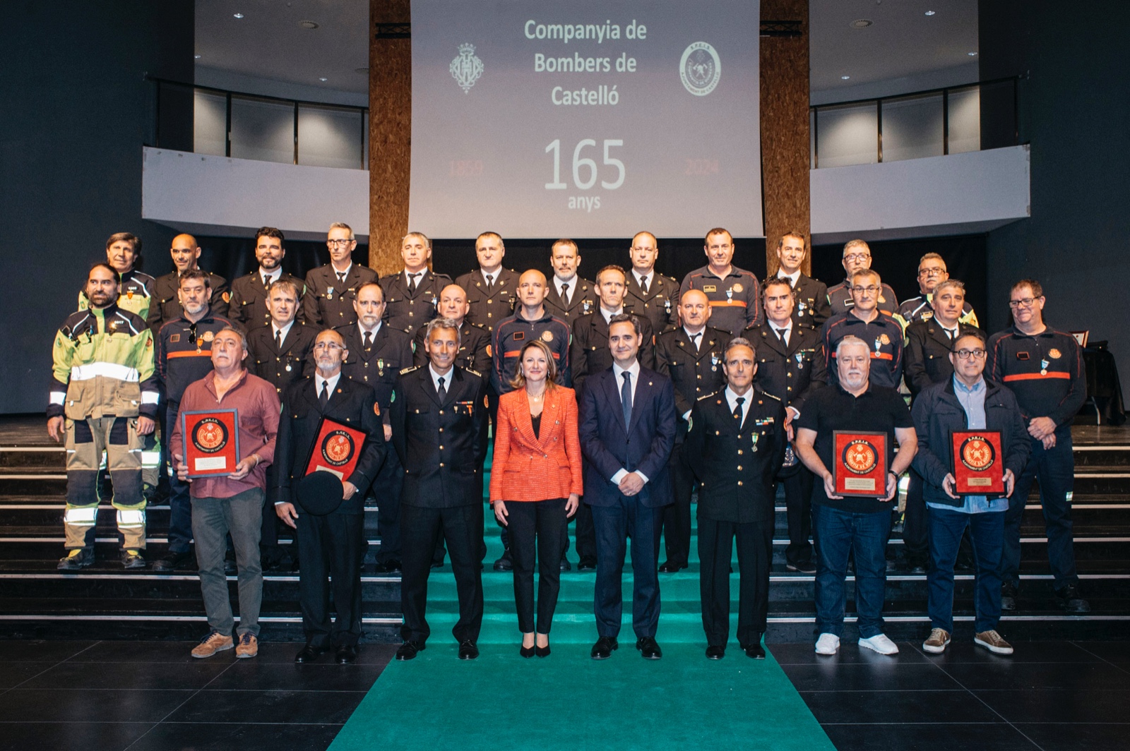 El gobierno municipal celebra el 165 aniversario de la fundación de la Compañía de Bomberos de Castellón