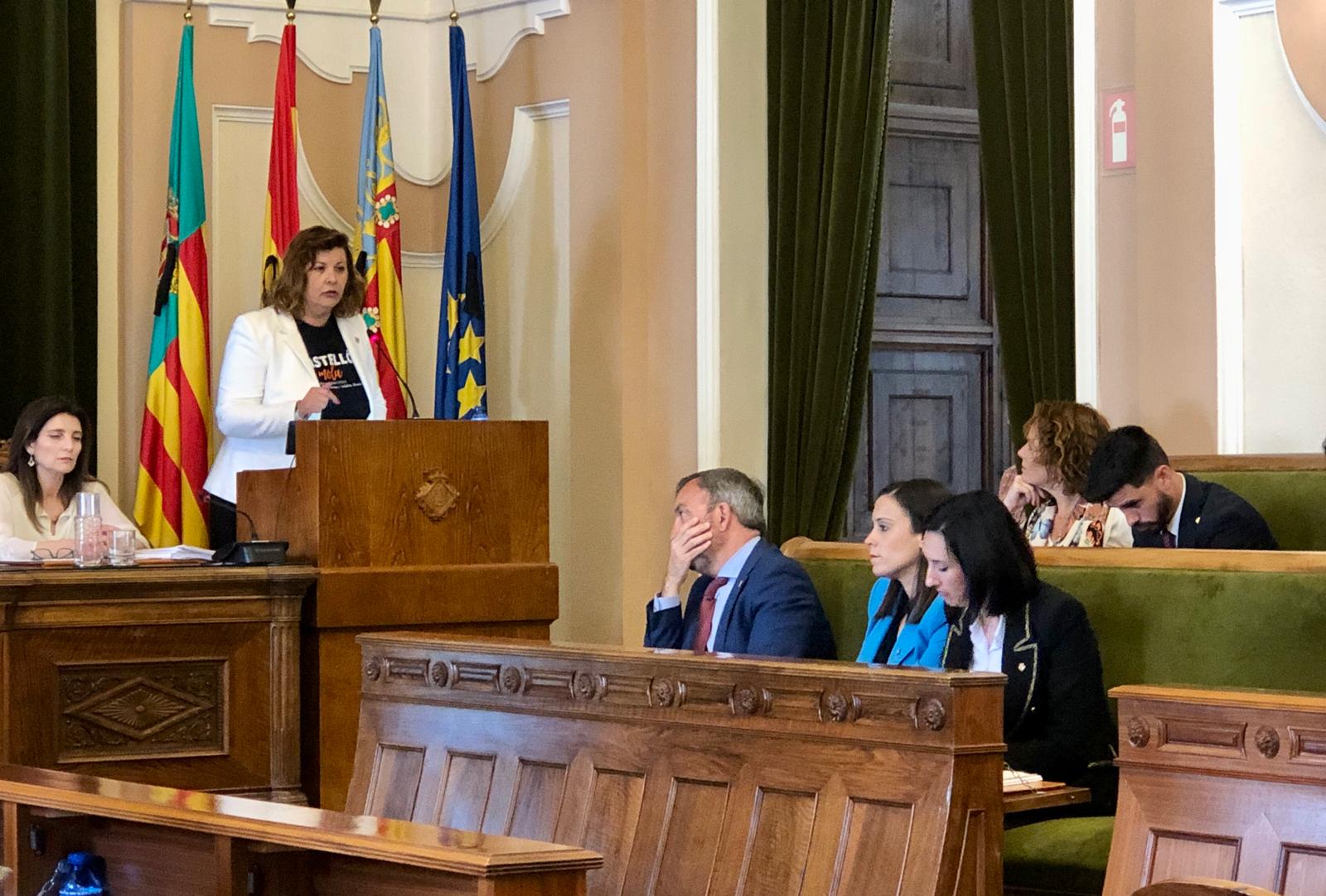 Ester Giner suma 2 años con “cero intervenciones” para explicar su gestión pese a cobrar 65.000 €