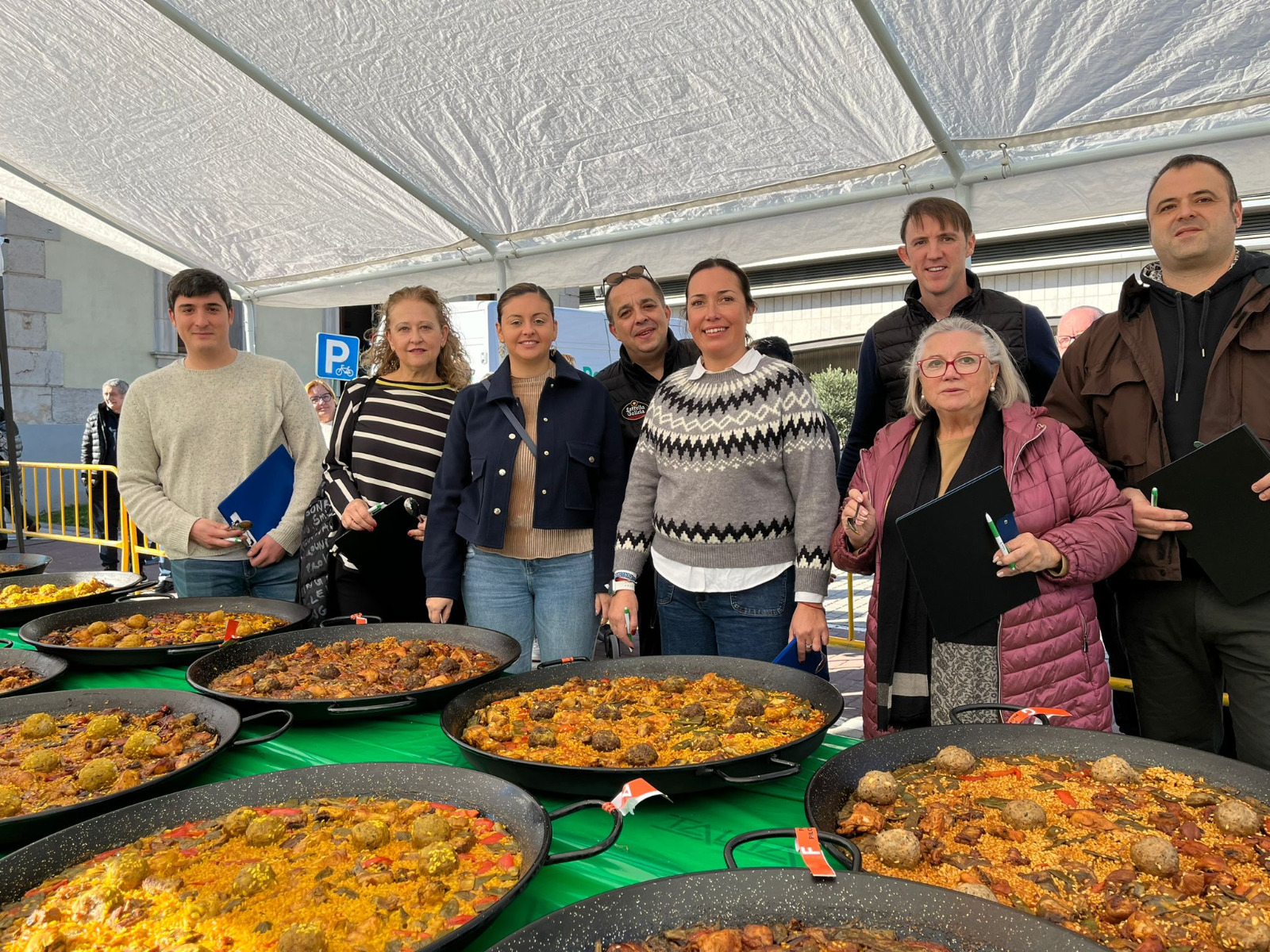 Castelló celebra la III edició del Concurs Internacional de Paella amb Pilotes de Nadal amb més de 30 participants