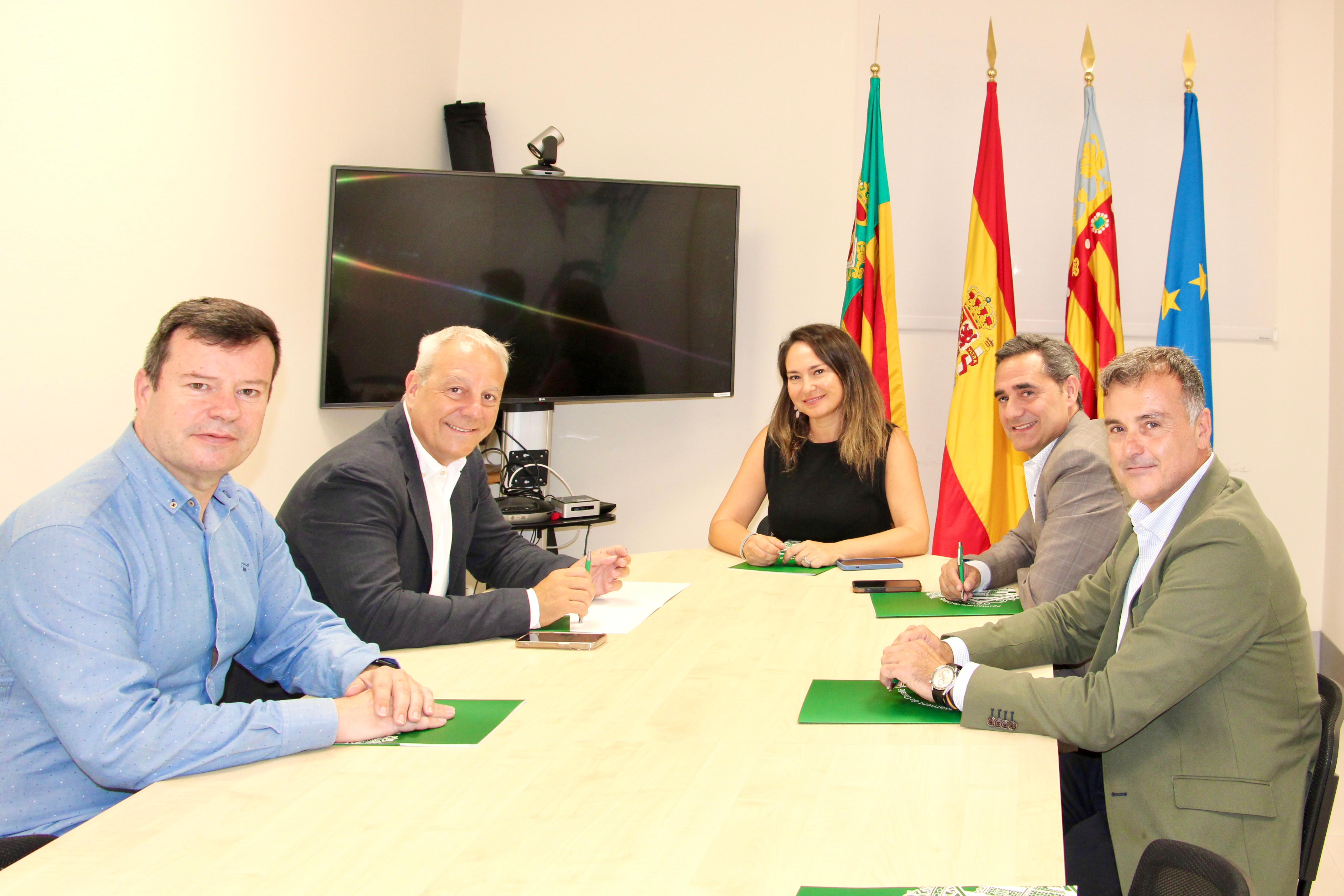 Castelló acorda pròximes cites esportives, abans de final d'any, amb la Real Federació Espanyola d'Handbol