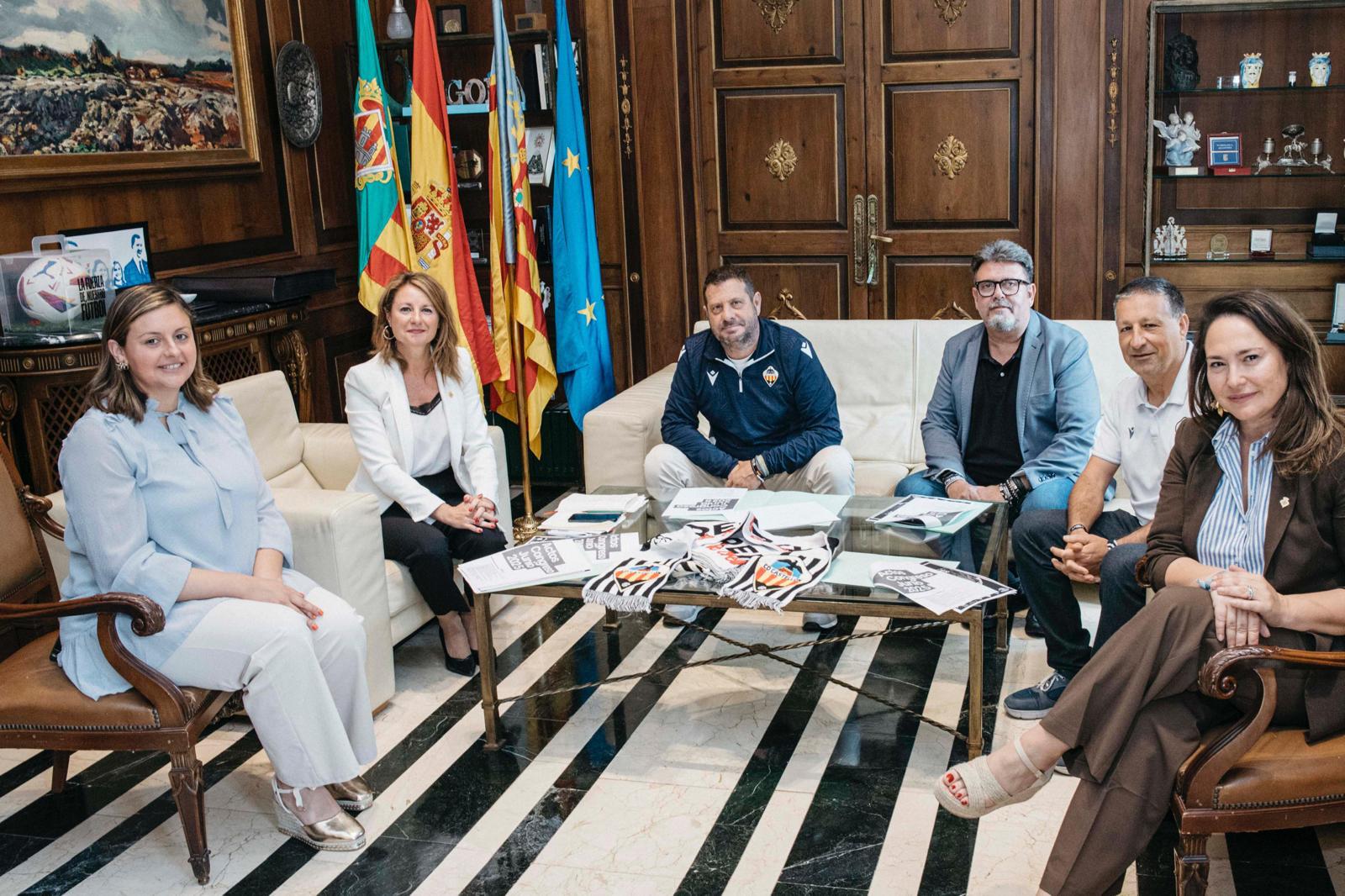 Más de 1.000 participantes de toda España convertirán este fin de semana a Castellón en capital del Deporte con el XXI Congreso Nacional de Peñas de Fútbol