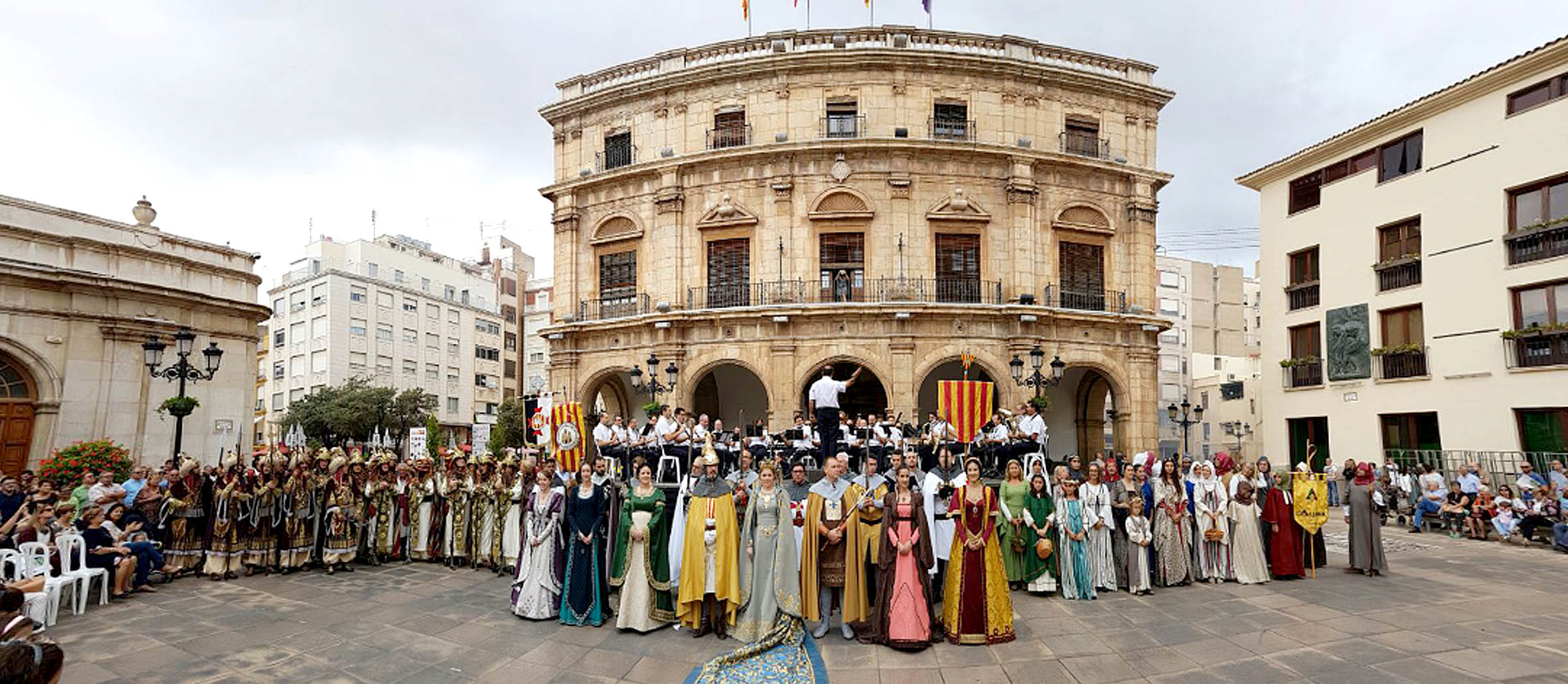 Desfile tres culturas (slowphotos_es) 08.jpg